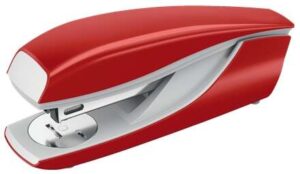 Petrus 635 WOW Grapadora Metalica + Caja de 200 Grapas - Hasta 30 Hojas - Extraegrapas Integrado - Grapado Cerrado, Abierto y Clavado - Color Rojo