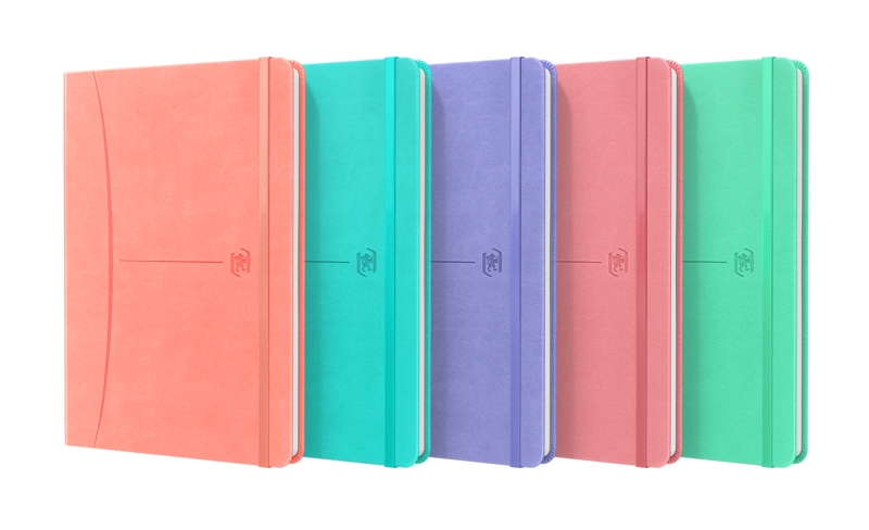 Oxford Signature Cuaderno Cosido Tapa Extradura A5 Liso 80 Hojas Surtido Pastel - Tamaño A5 - Tapa Dura Extradura - 80 Hojas Lisas - Colores Surtidos