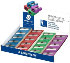 Staedtler Sacapuntas Metalico con Cuchilla de Metal - Angulo de Afilado de 23° - 1 Agujero - Colores Surtidos