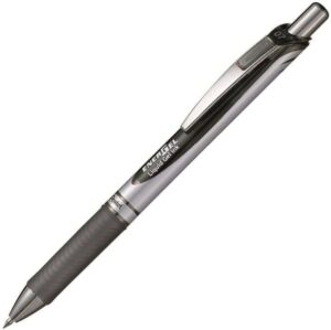 Pentel Energel Boligrafo de Bola Retractil - Punta 0.7mm - Trazo 0.35mm - Tinta Gel - Recargable - Grip de Agarre - Clip de Metal - 50% de Materiales Reciclados - Color Negro