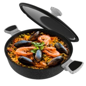 Cecotec Polka Exclusive Wood and Rock Olla Baja de Aluminio Forjado de 28cm - Capacidad de 4L - Revestimiento Antiadherente - Compatible con Induccion - Apto para Lavavajillas - Color Negro