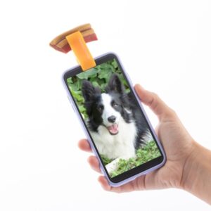 Innovagoods Pefie Clip de Selfies para Mascotas - Silicona Flexible - Firme Sujecion - Ligero y Compacto - Facil de Limpiar - 1.9x5x1.8cm - Color Naranja