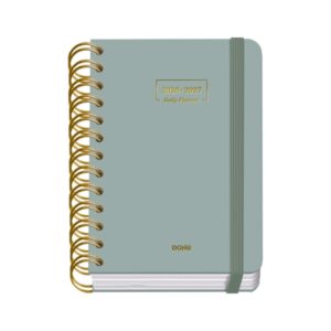 Dohe Premium Agenda Escolar 26/27 - Formato A6 - Dia Pagina - Papel Offset Ahuesado 80g - Cubierta de Carton Plastificado - Espiral Metalica Doble - Goma - 12x17x3cm - Color Verde